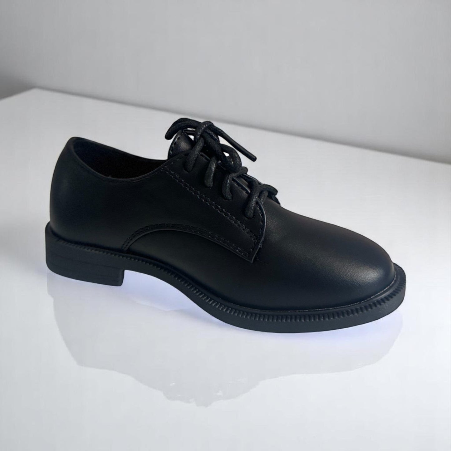 Pantofi Negri Băieți Eleganți cu Șiret – Mărimi 25 - 30 - Kids Magazin