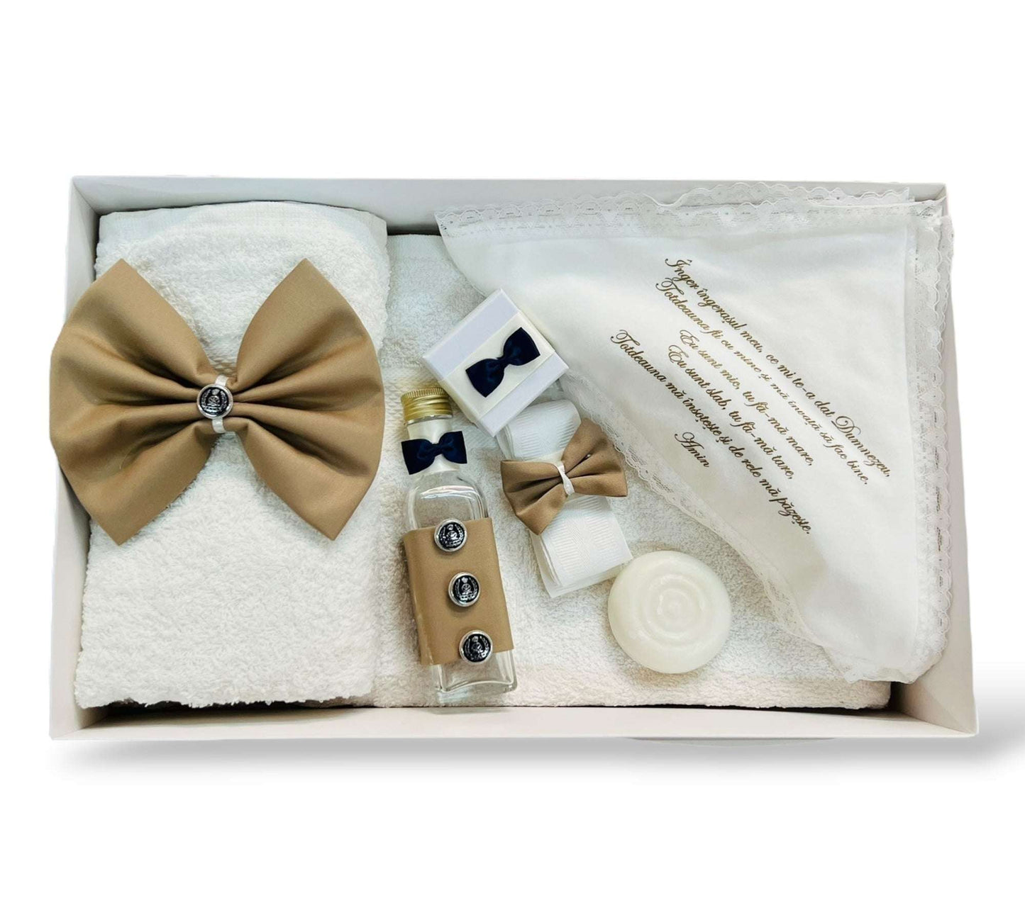 Trusou băiețel bej elegant cu fundă voluminoasă și nasturi metalici - Kids Magazin