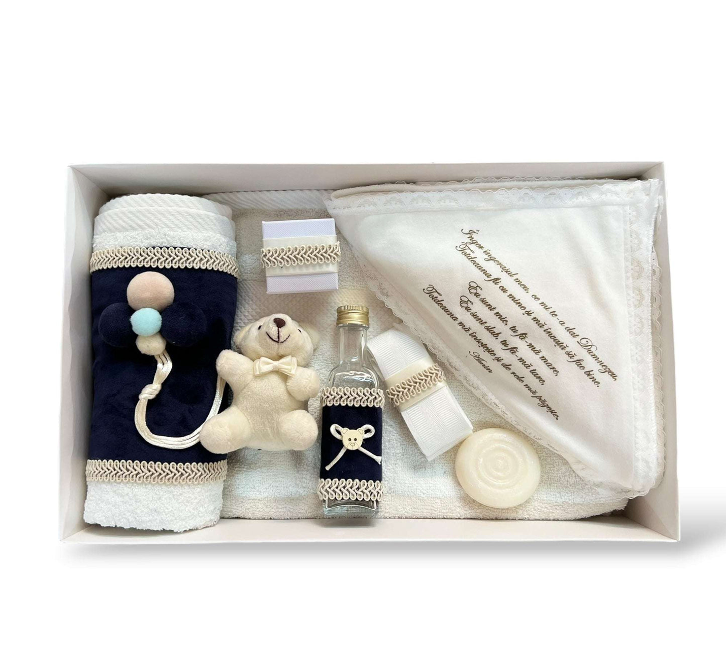 Trusou băiețel bleumarin cu ursuleț, bile textile și panglici ivoire - Kids Magazin