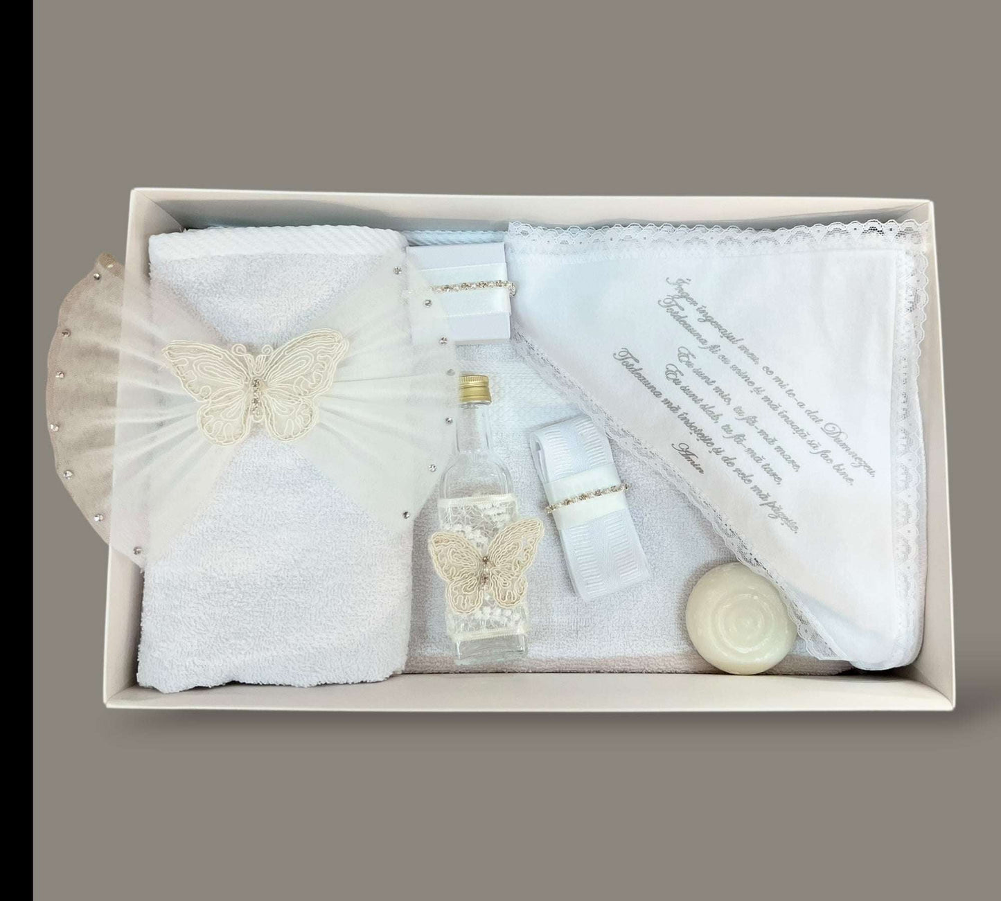 Trusou fetiță ivoire cu fundă evantai, fluture brodat și perlute - Kids Magazin