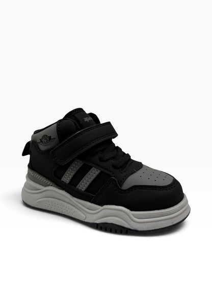 Adidas înalt căptușit negru