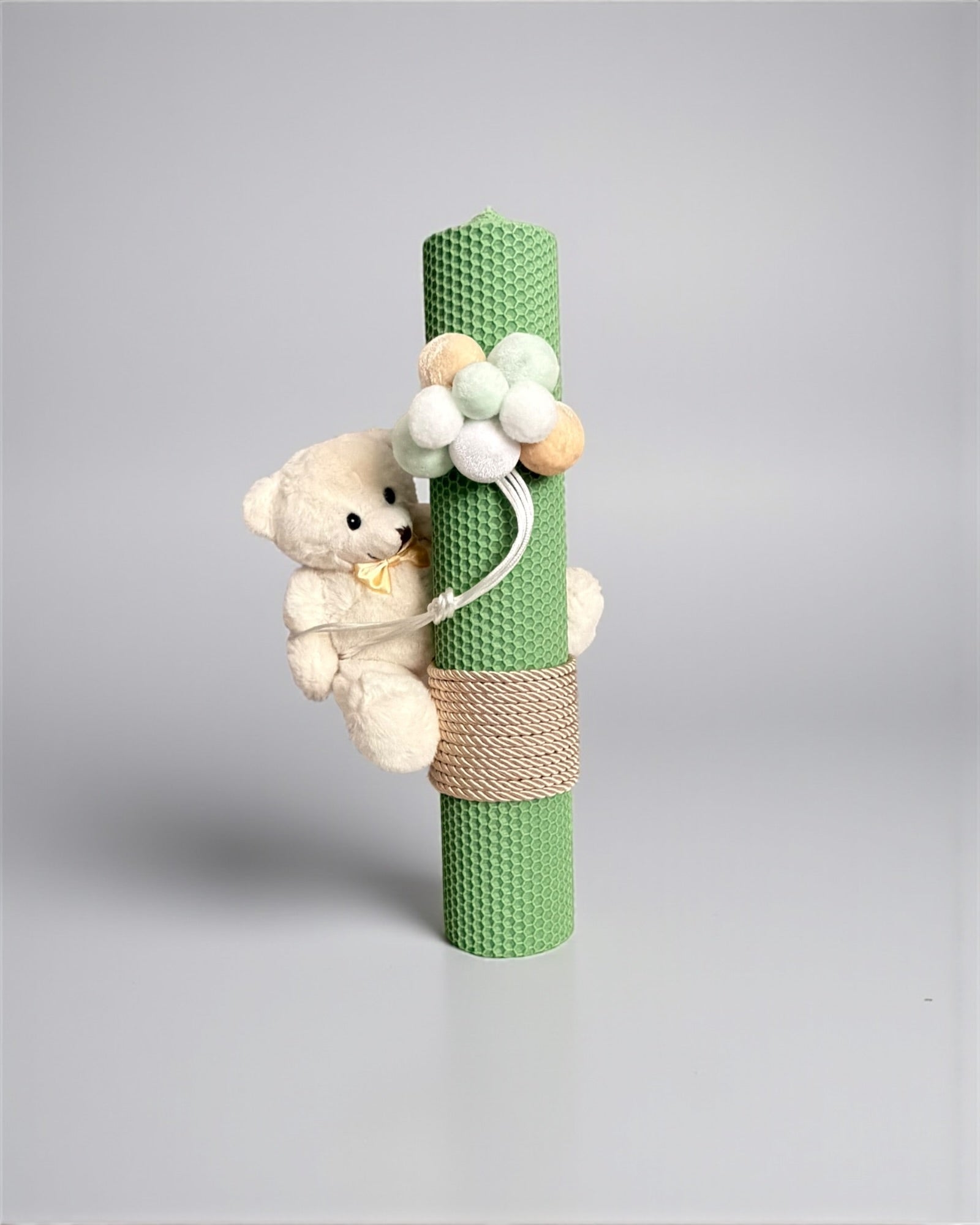 Lumânarea verde Ursuleț cu baloane verde pastel - Kids Magazin