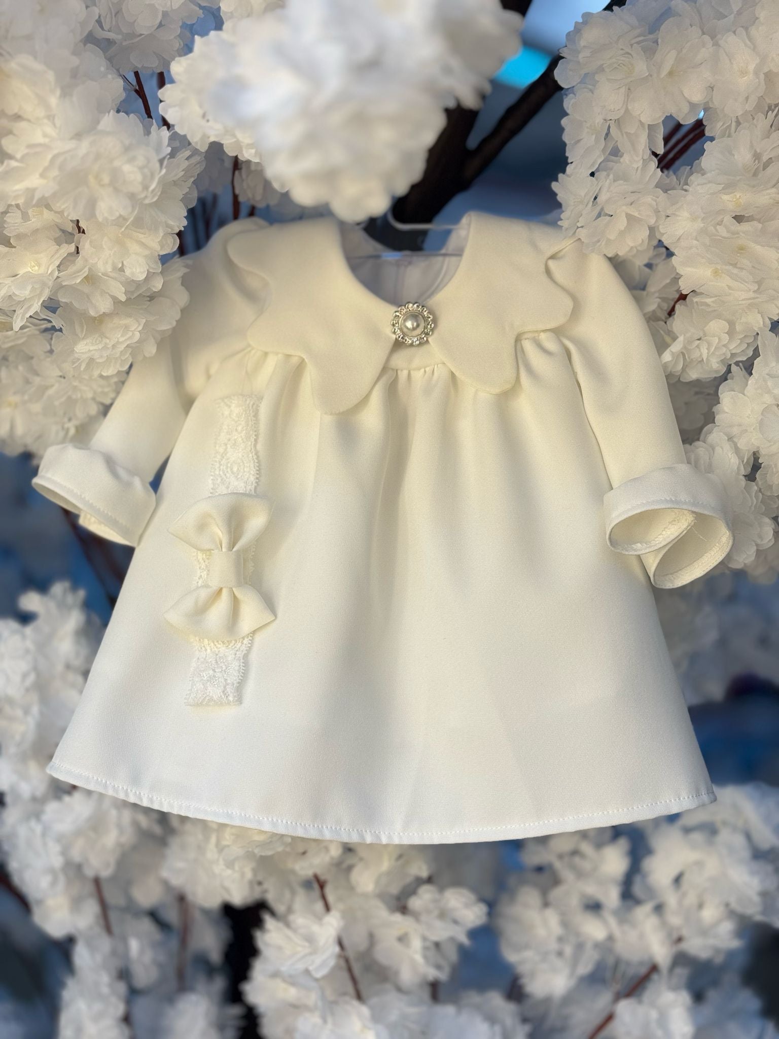 Rochita alba cu guler elegant - Kids Magazin