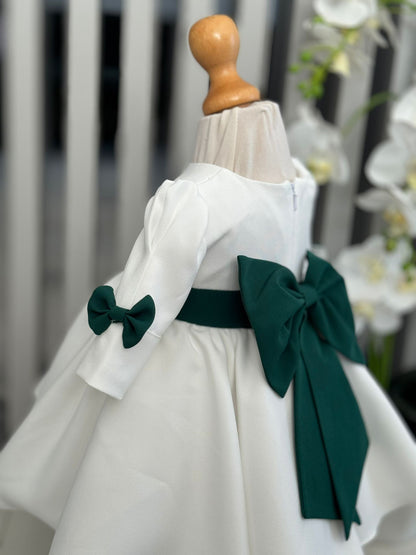 Rochiță elegantă albă cu funda verde - Kids Magazin