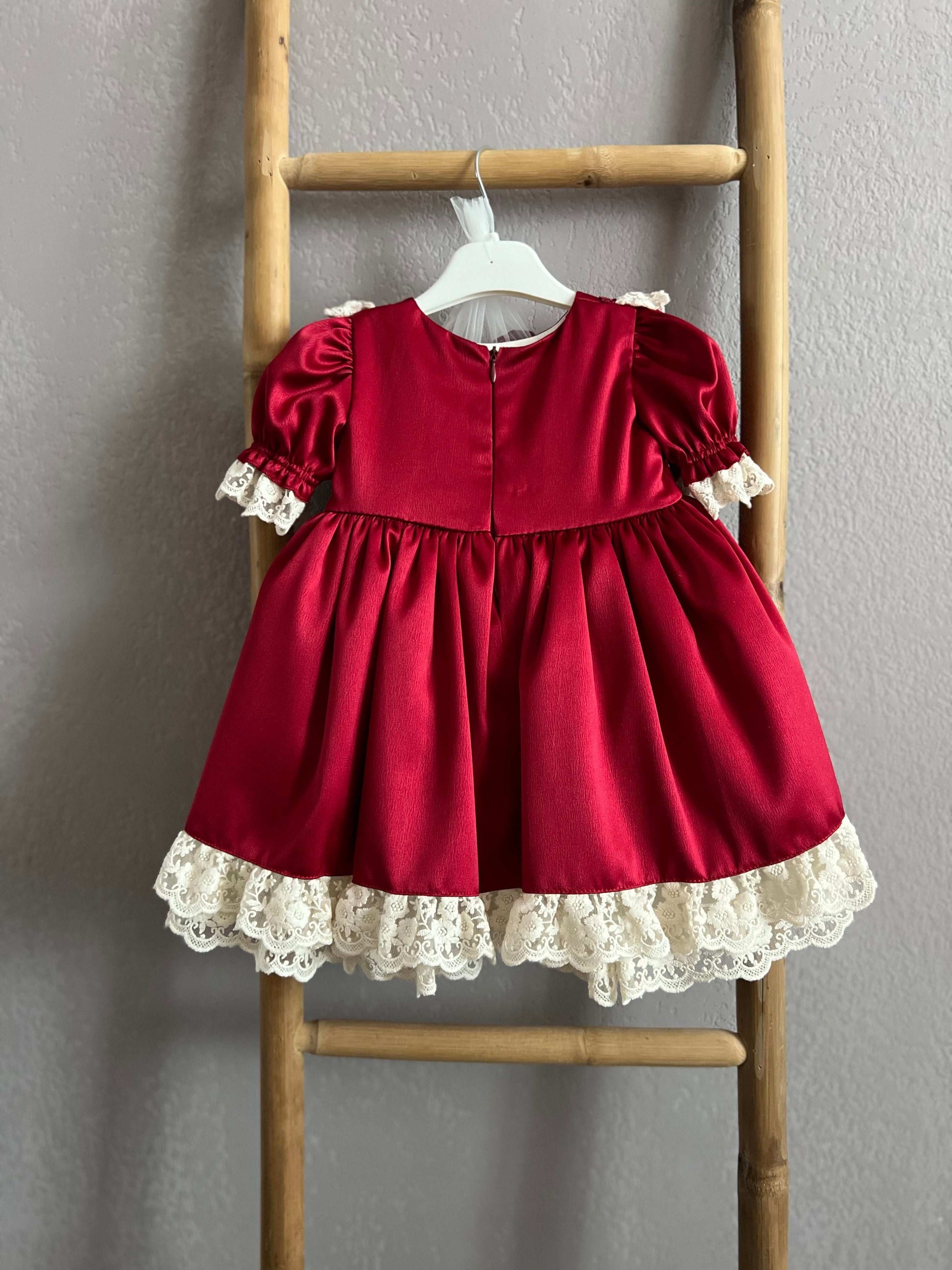 Rochiță elegantă fetiță în nuanțe grena și ivoire, cu balerini și bentiță - Kids Magazin