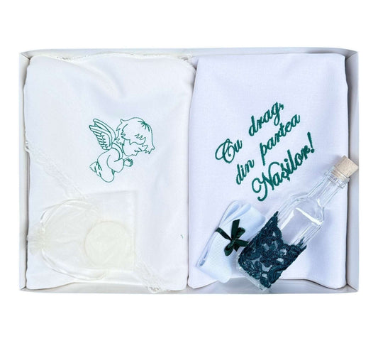 Trusou alb - verde pentru botez, "Cu drag din partea nasilor",6 piese - Kids Magazin