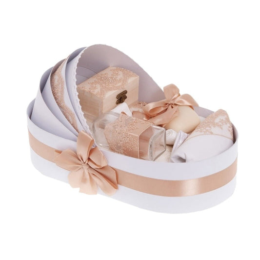 Trusou crem pentru botez tip landou - Kids Magazin